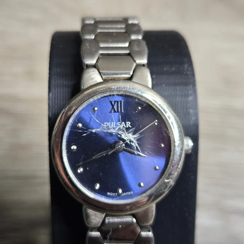 Pulsar Women's Watch Round Blue Dial Steel Bracelet 600064 V501-X356 Repair